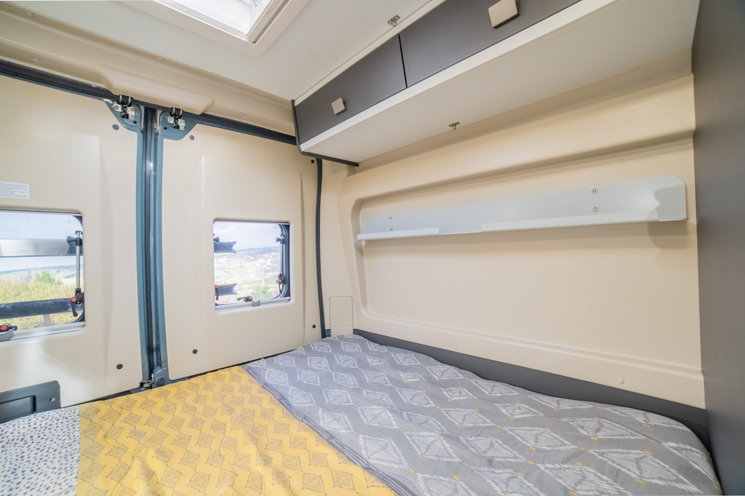 Frn03905 Hdr Frn03905 Hdr