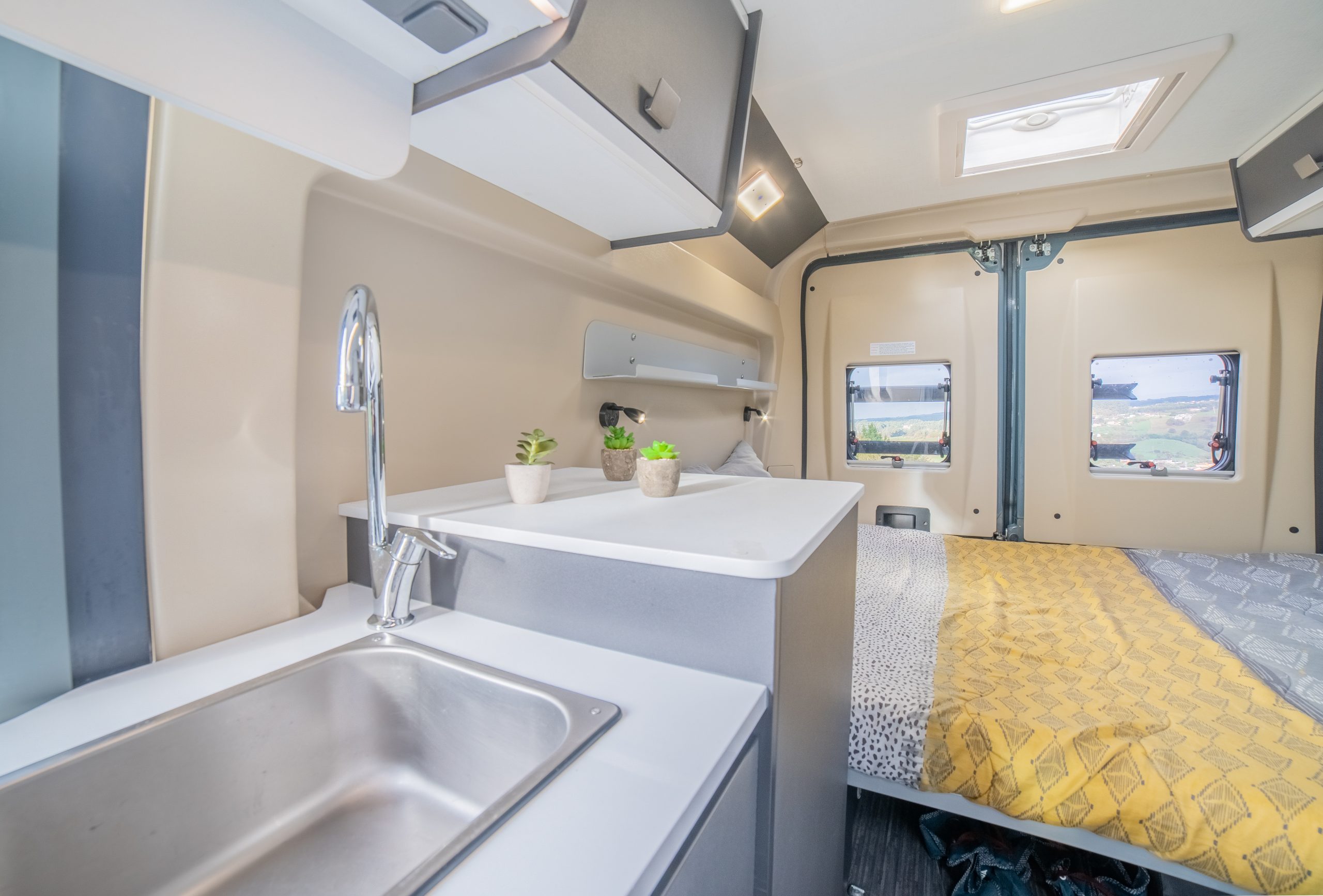 Frn03911 Hdr Frn03911 Hdr