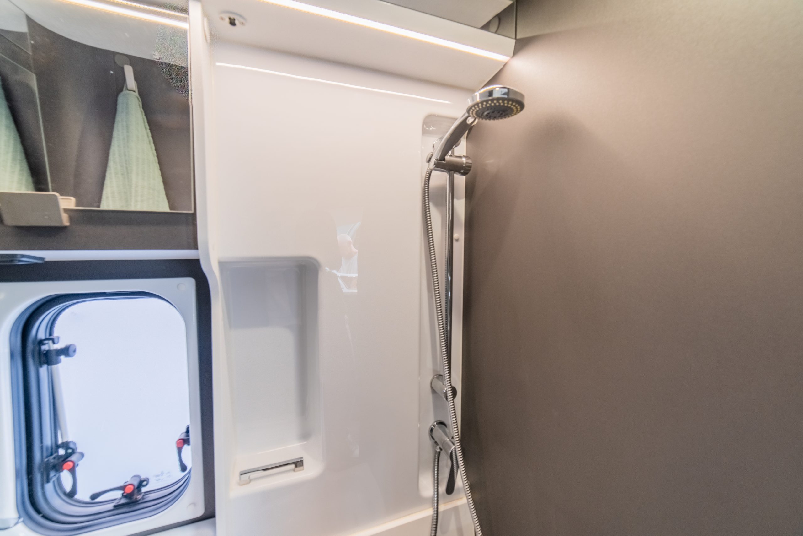 Frn03941 Hdr Frn03941 Hdr